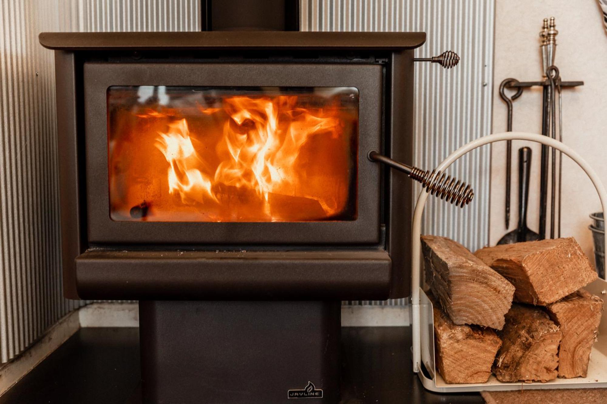 Alpine House Tongariro - Turangi Holiday Home ภายนอก รูปภาพ